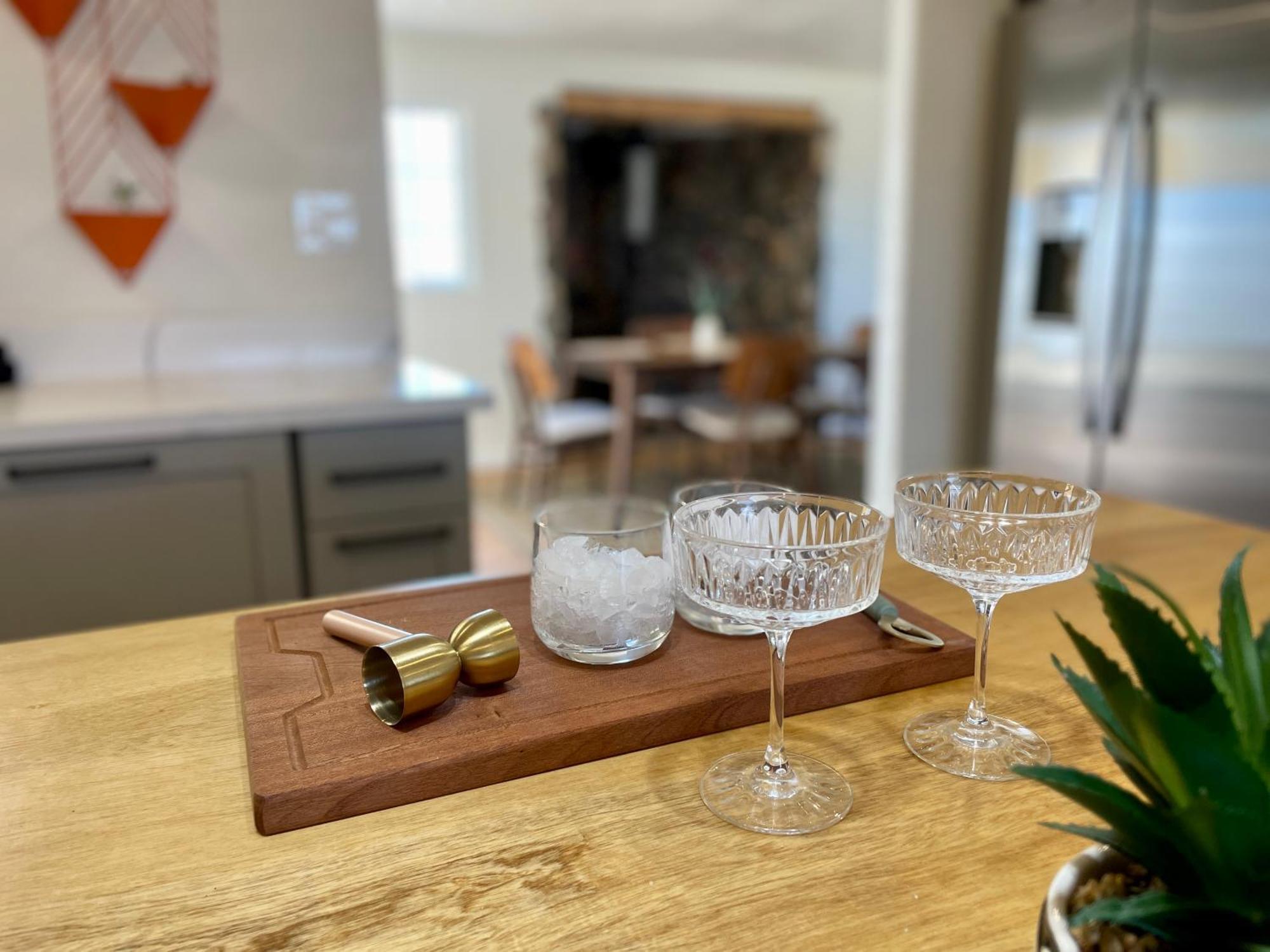 Twin Palms Desert Getaway - Jacuzzi, Fire Pit, Meditation Room & More Джошуа-Трі Екстер'єр фото