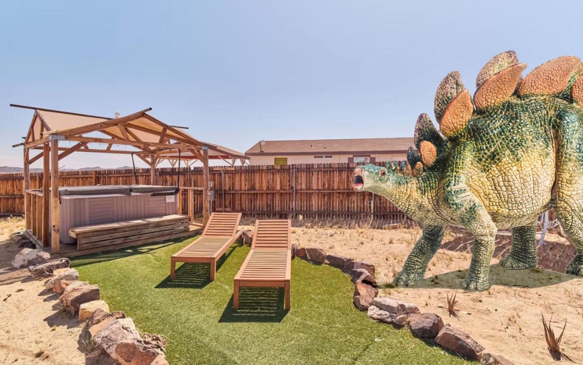 Twin Palms Desert Getaway - Jacuzzi, Fire Pit, Meditation Room & More Джошуа-Трі Екстер'єр фото